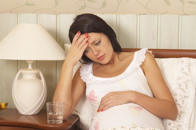 Гестоз второй половины беременности: симптомы, причины, лечение
