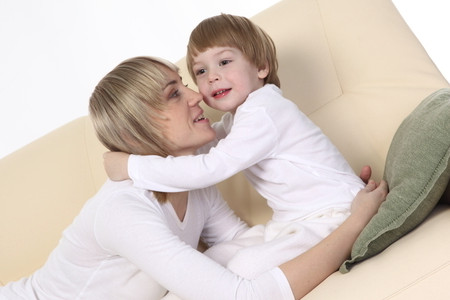 Мама с ребенком: что делать при аллергии у ребенка