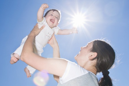 Солнечный свет: источник витамина D для усвоения кальция при беременности