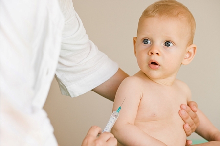 Прививка: профилактика клещевого энцефалита у ребёнка