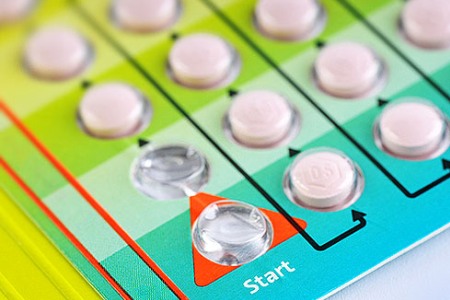 Таблетки: контрацептивы, как причина задержки месячных
