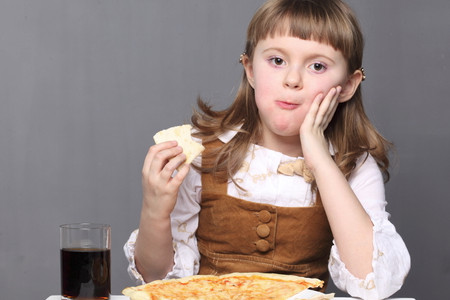 Девочка: диета при диарее у ребенка