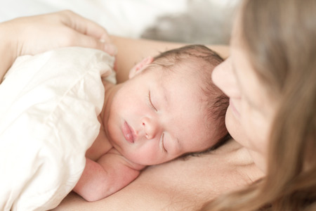 Новорождённый: пульсация родничка