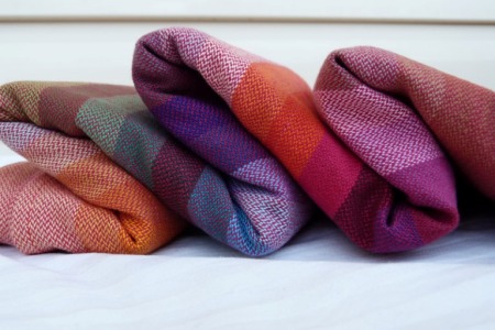 Слинг-шарф: как выбрать ткань