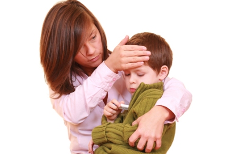 Мама и ребёнок: признаки воспаления лёгких у детей