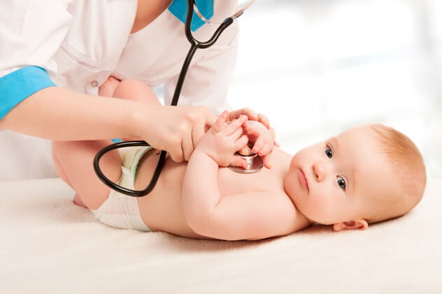 Ребенок у врача: лечение аллергии на молоко