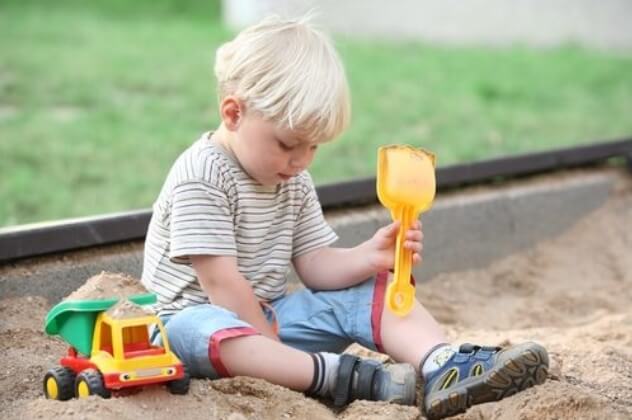 Мальчик: игры для песочницы