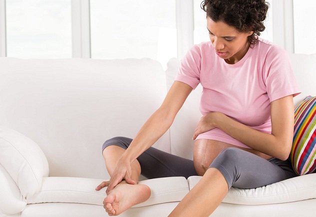 боли в ногах на ранних сроках беременности могут свидетельствовать о варикозе