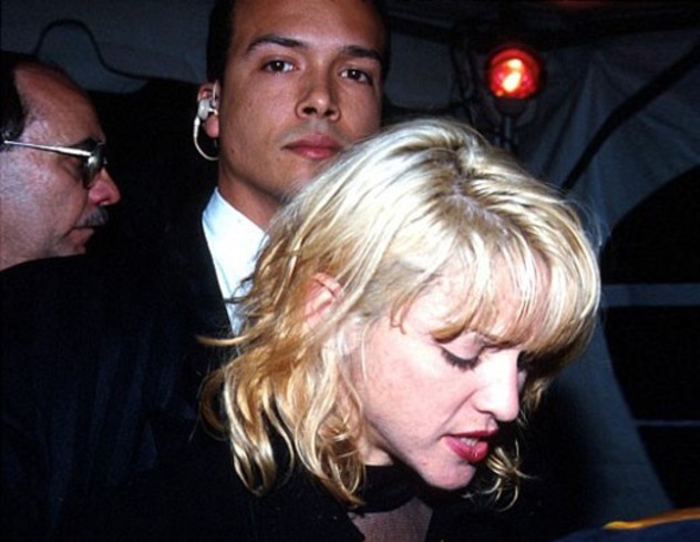 Расставание Мадонны с ее охранником Джеймсом Олбрайтом закончилось скандалом