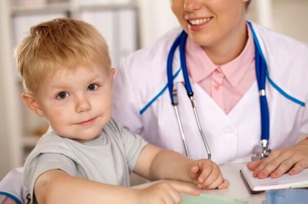 Ребенок у врача: укус клеща