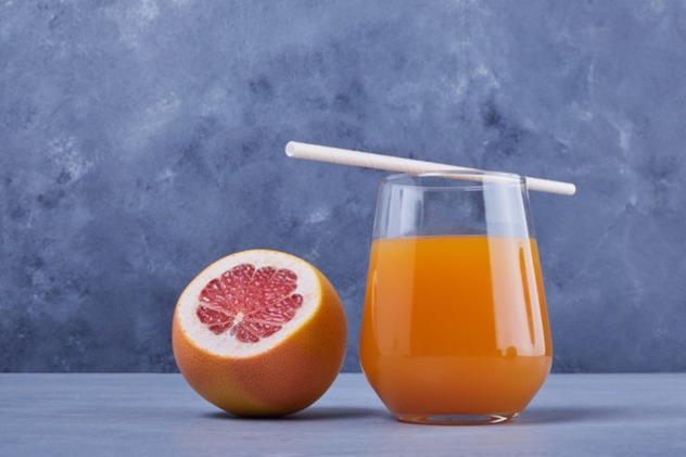 Смузи из грейпфрута помогает справиться с токсикозом
