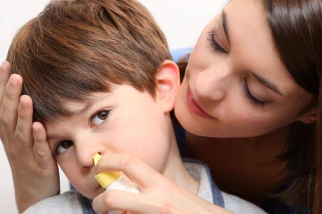 Промывание носа при лечение аденоидов у ребенка