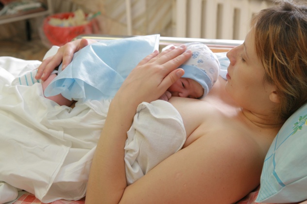 Анестезия при родах может негативно повлиять на ребенка