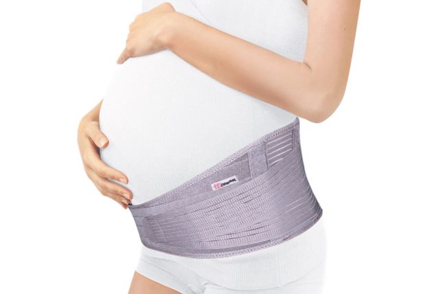 бандаж помогает уменьшить боль в пупке у беременных