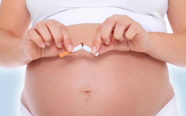 курение при беременности может провоцировать одышку