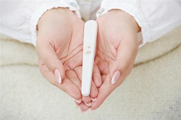 розовые выделения при беременности и положительный тест на беременность