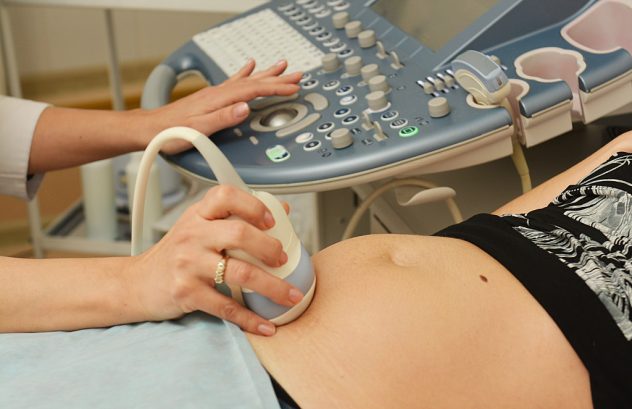 УЗИ помогает выявить расширение цервикального канала у беременной