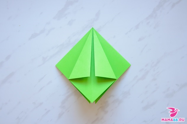 елка оригами из бумаги-3