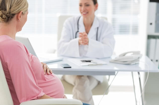 Беременная у врача на 23 неделе