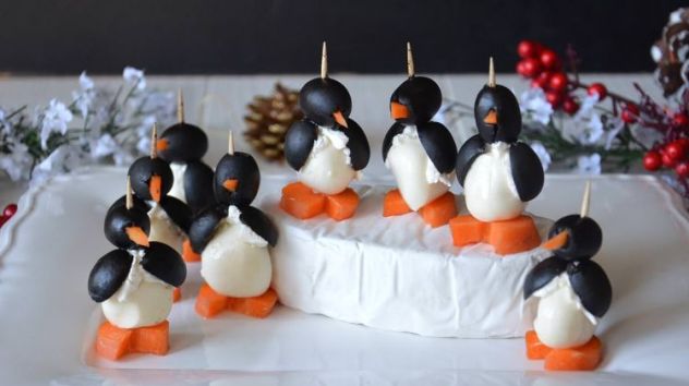 новогодние закуски канапе пингвины из оливок