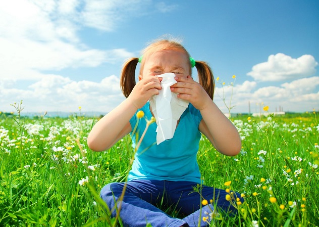 аллергический кашель у ребенка часто сопровождается насморком